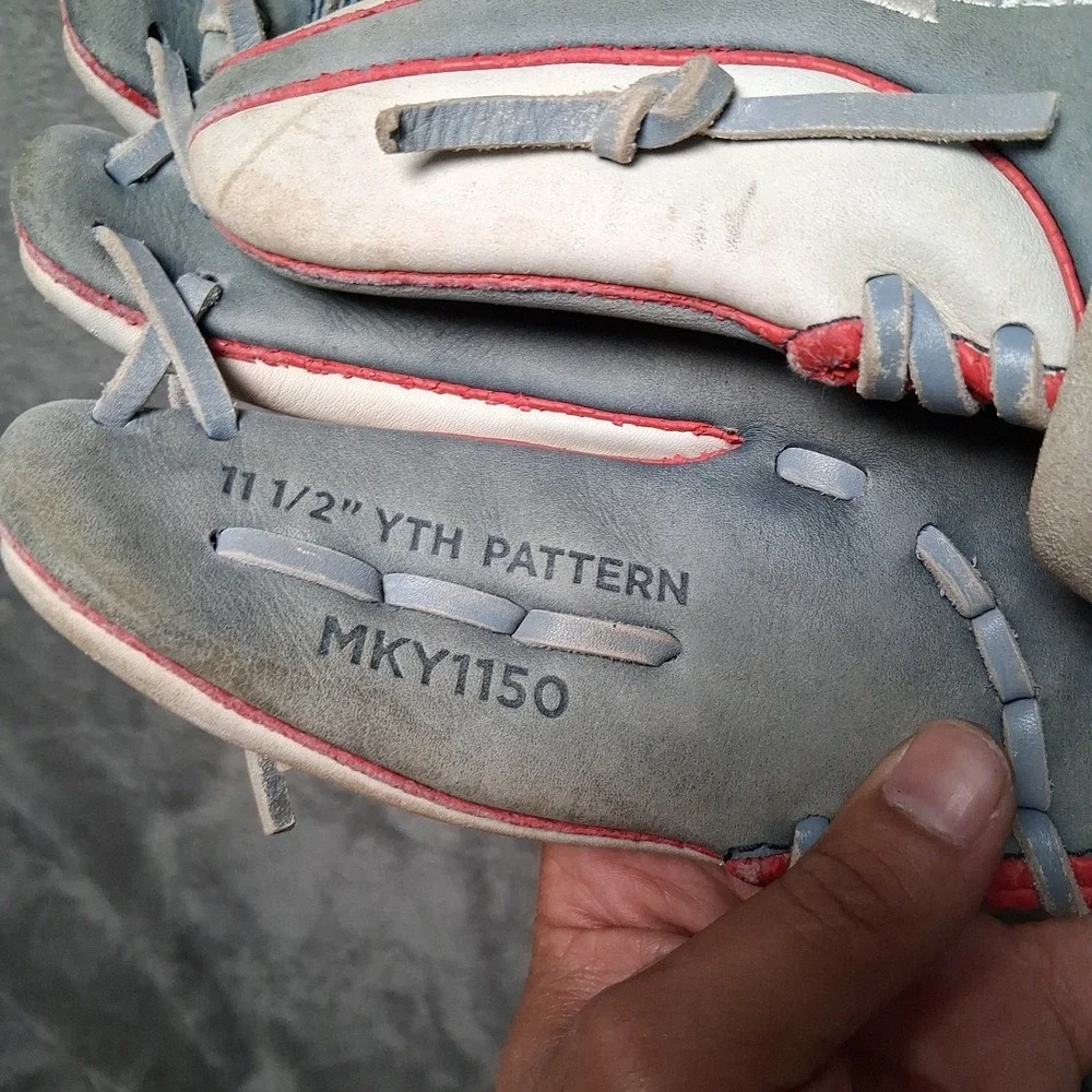 Easton MAKO MKY1150 11.5 Youth Baseball Glove Left Hand Throw Gray